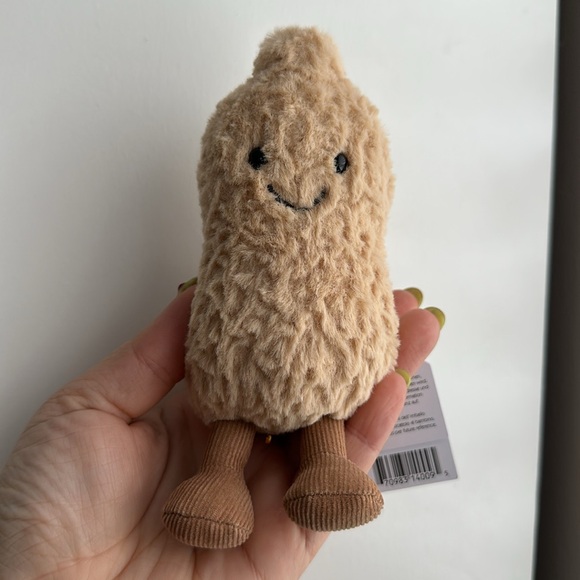 Jellycat Amuseables Peanut - Picture 1 of 5